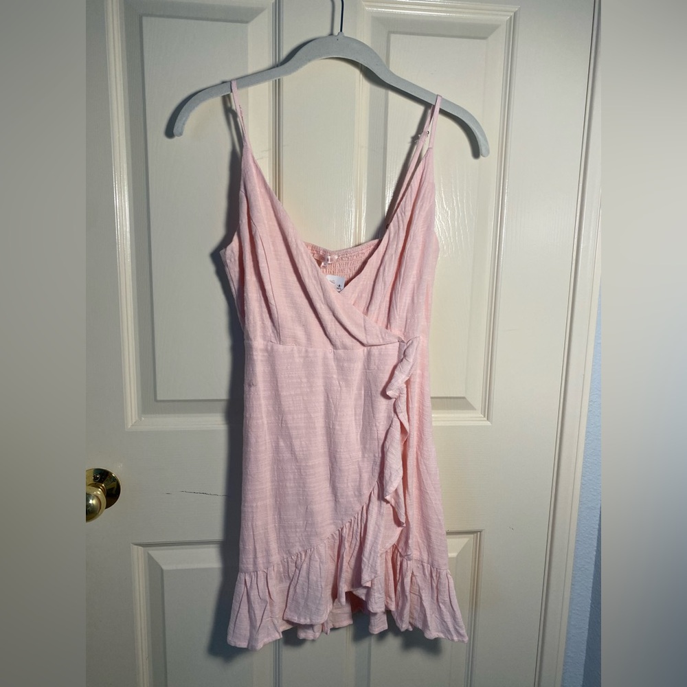 Pink babydoll dress from PacSun in size xs NEVER WORN